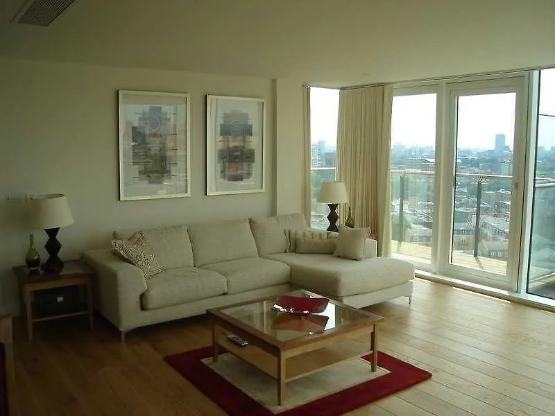 Marlin Apartments London Bridge - Empire Square 4*,