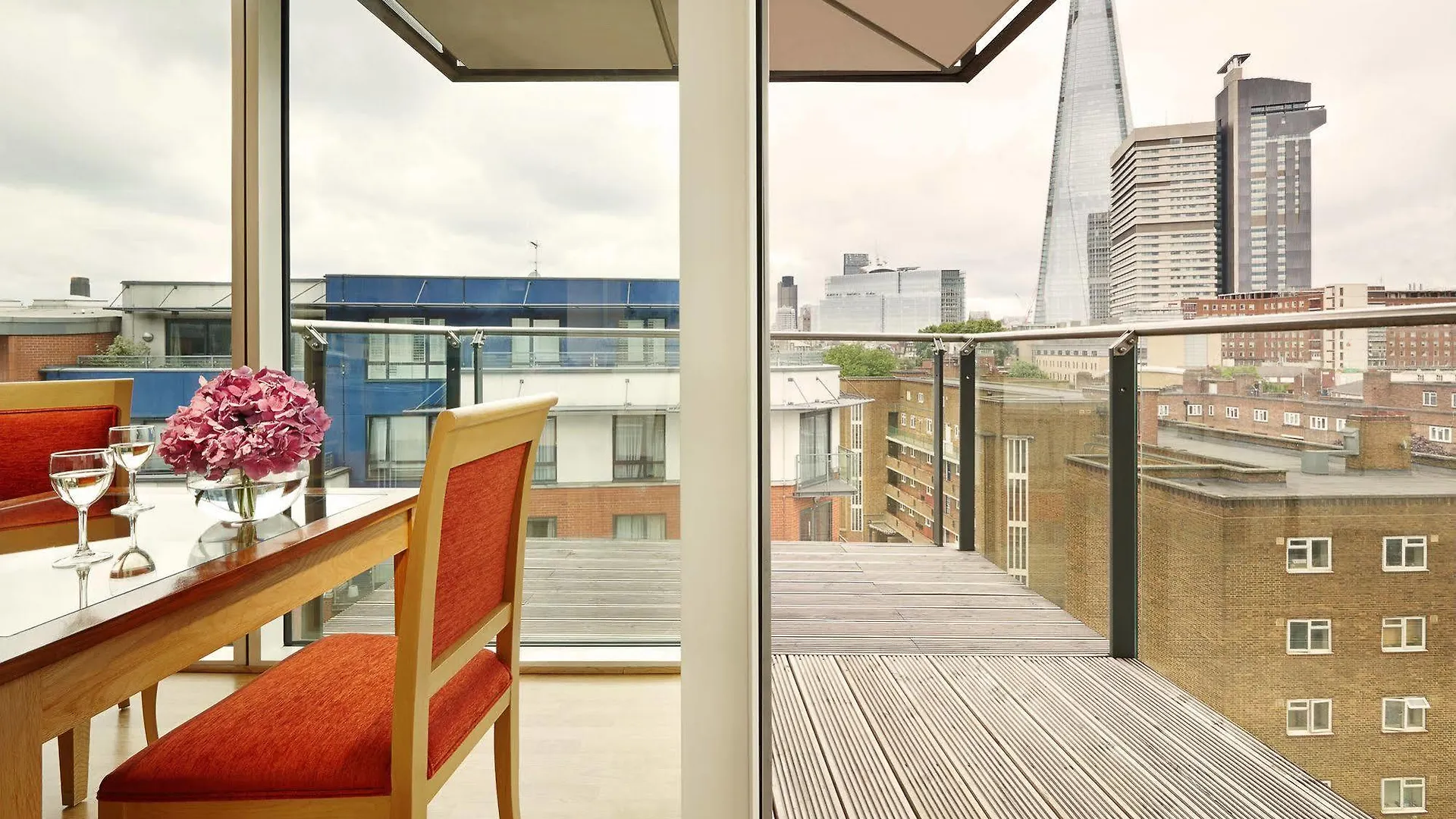 Marlin Apartments London Bridge - Empire Square Aparthotel