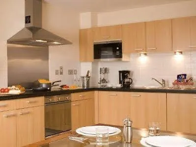 Marlin Apartments London Bridge - Empire Square 4*,  United Kingdom